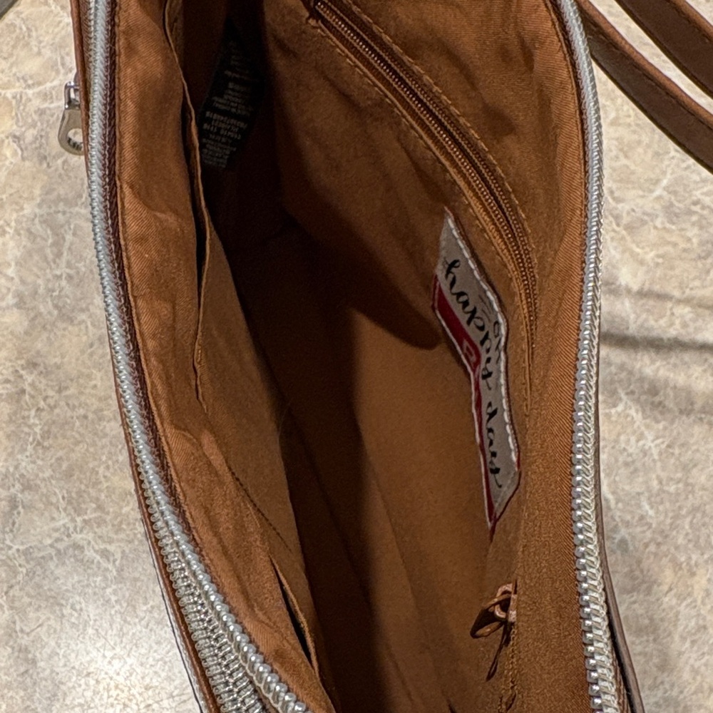 Striped Women’s Shoulder Bag - Picture 8 of 11